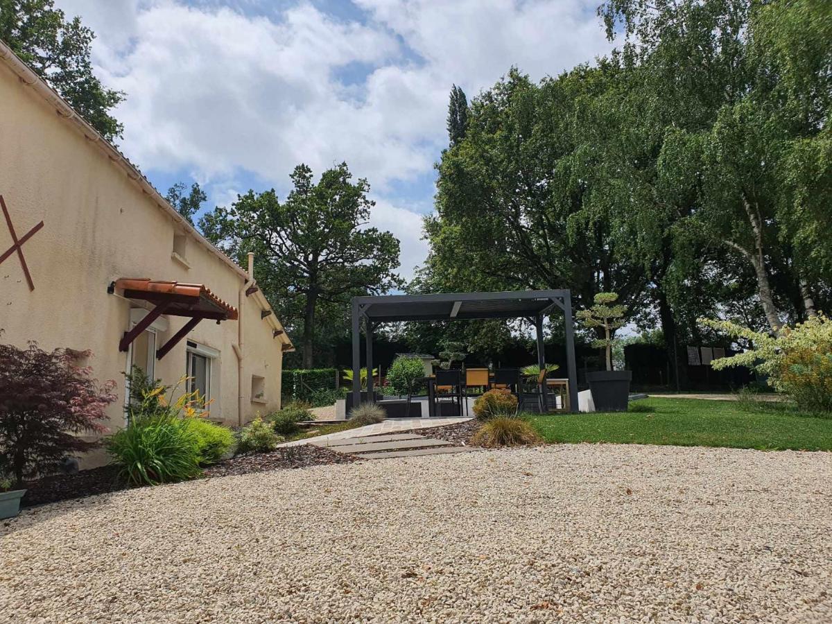 Gite Du Grand Parc 6 Personnes Le Boupère Exterior foto